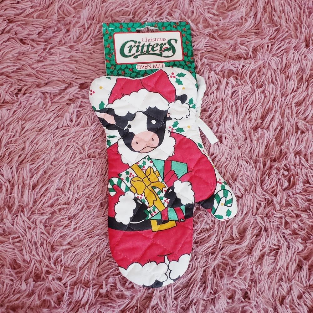 NEW Old Stock Vintage Christmas Cow Pot Holder Presents Holiday Decor Cows Moo